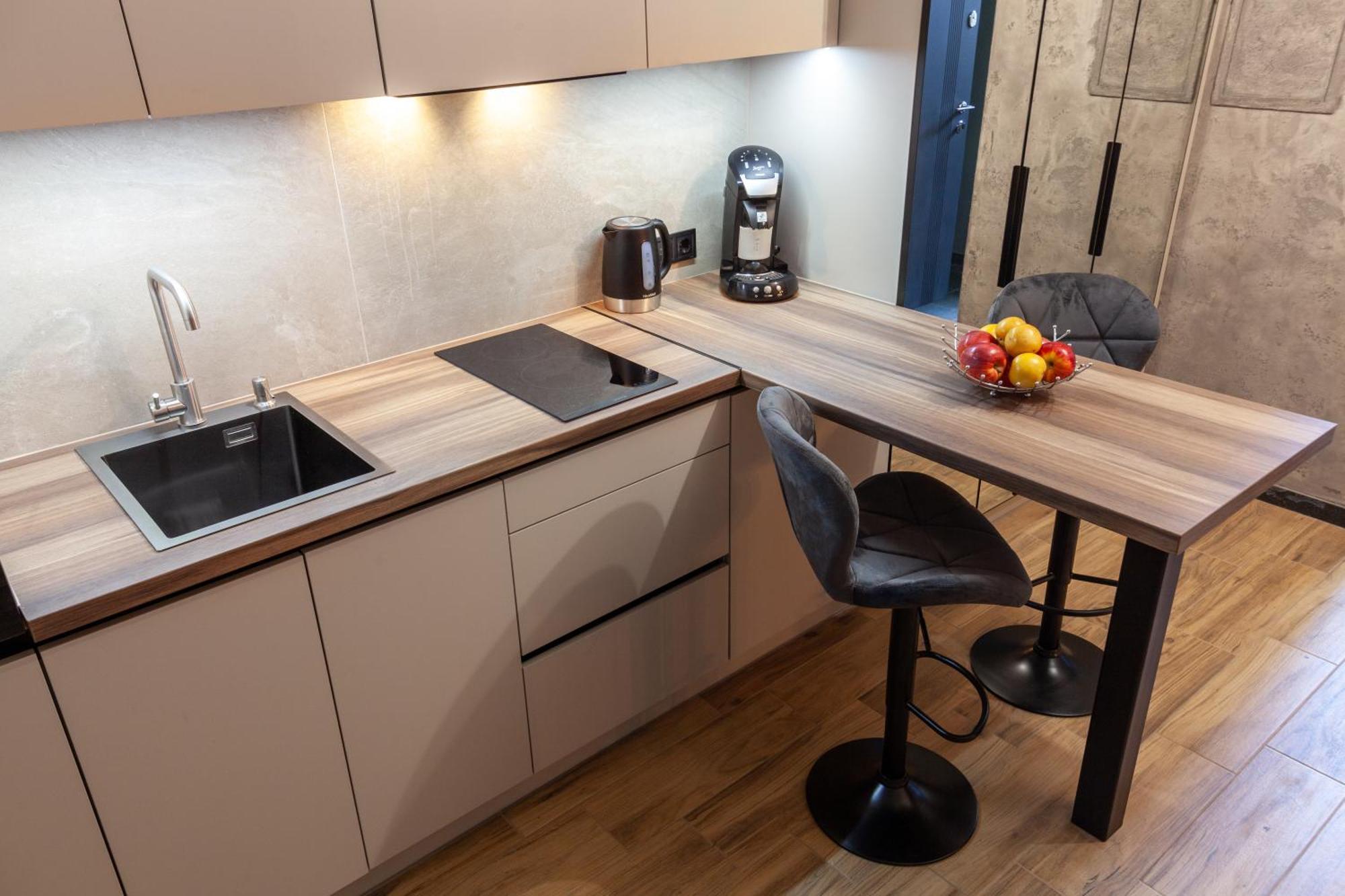 Royal Hot Jucuzzi Apartment Lviv Ngoại thất bức ảnh